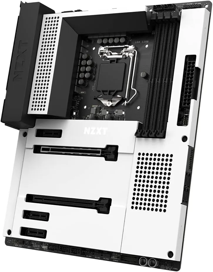 NZXT N7 Z590 1