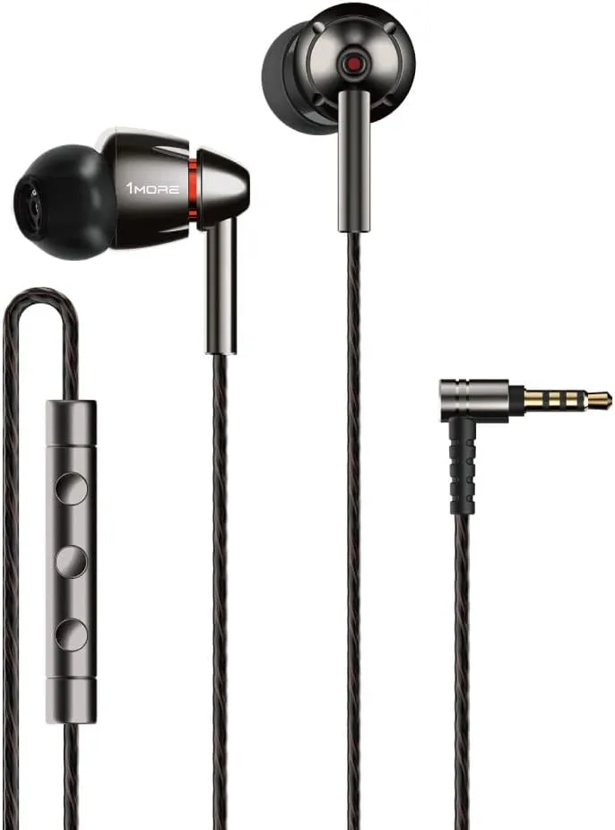 1More Quad Driver In-Ear Headpho 1